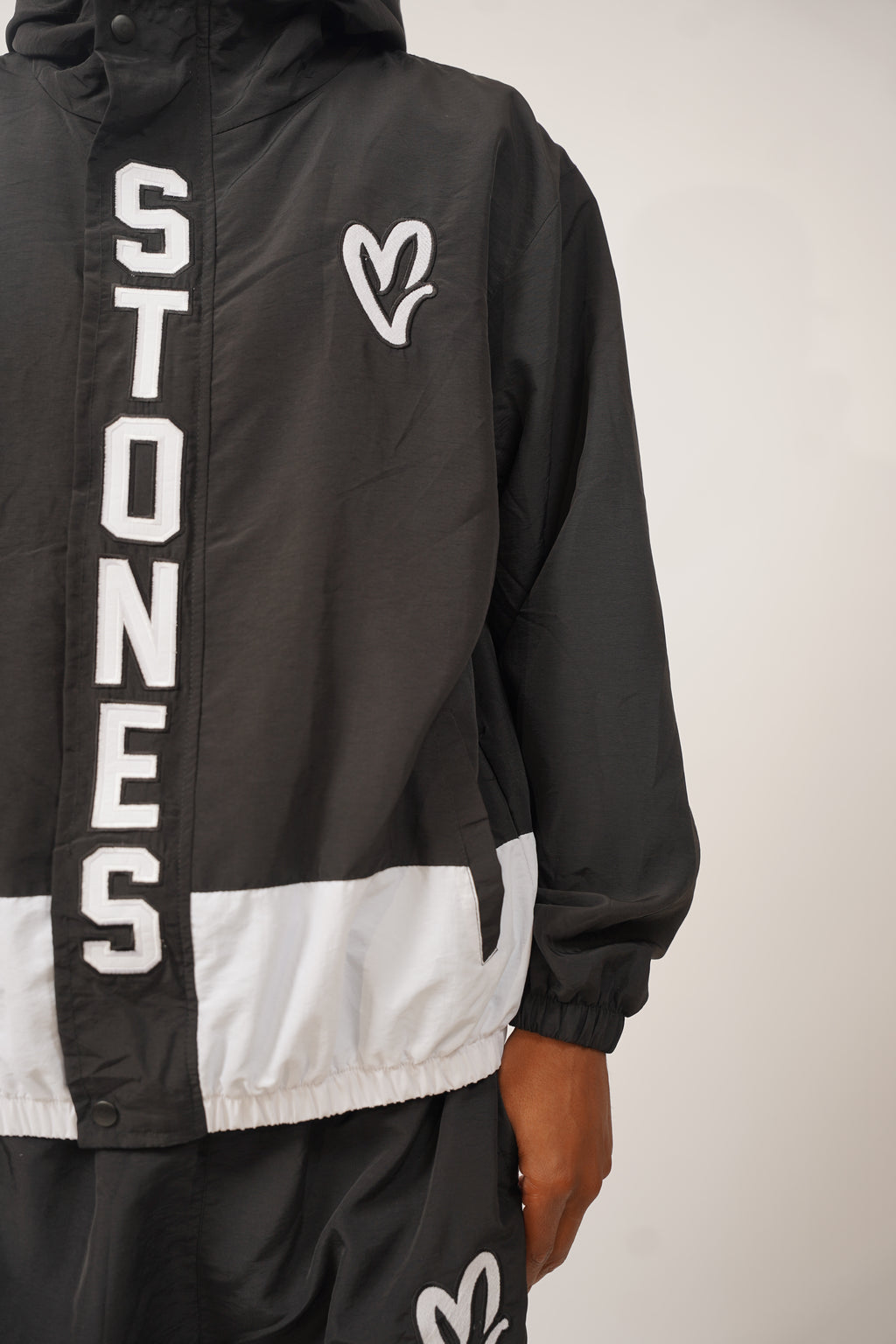 “Coming soon” Stones Nylon Val Set - Black & White