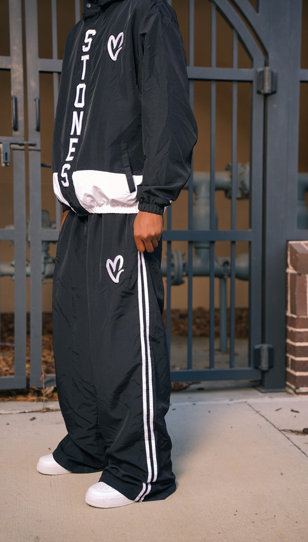 “Coming soon” Stones Nylon Val Set - Black & White