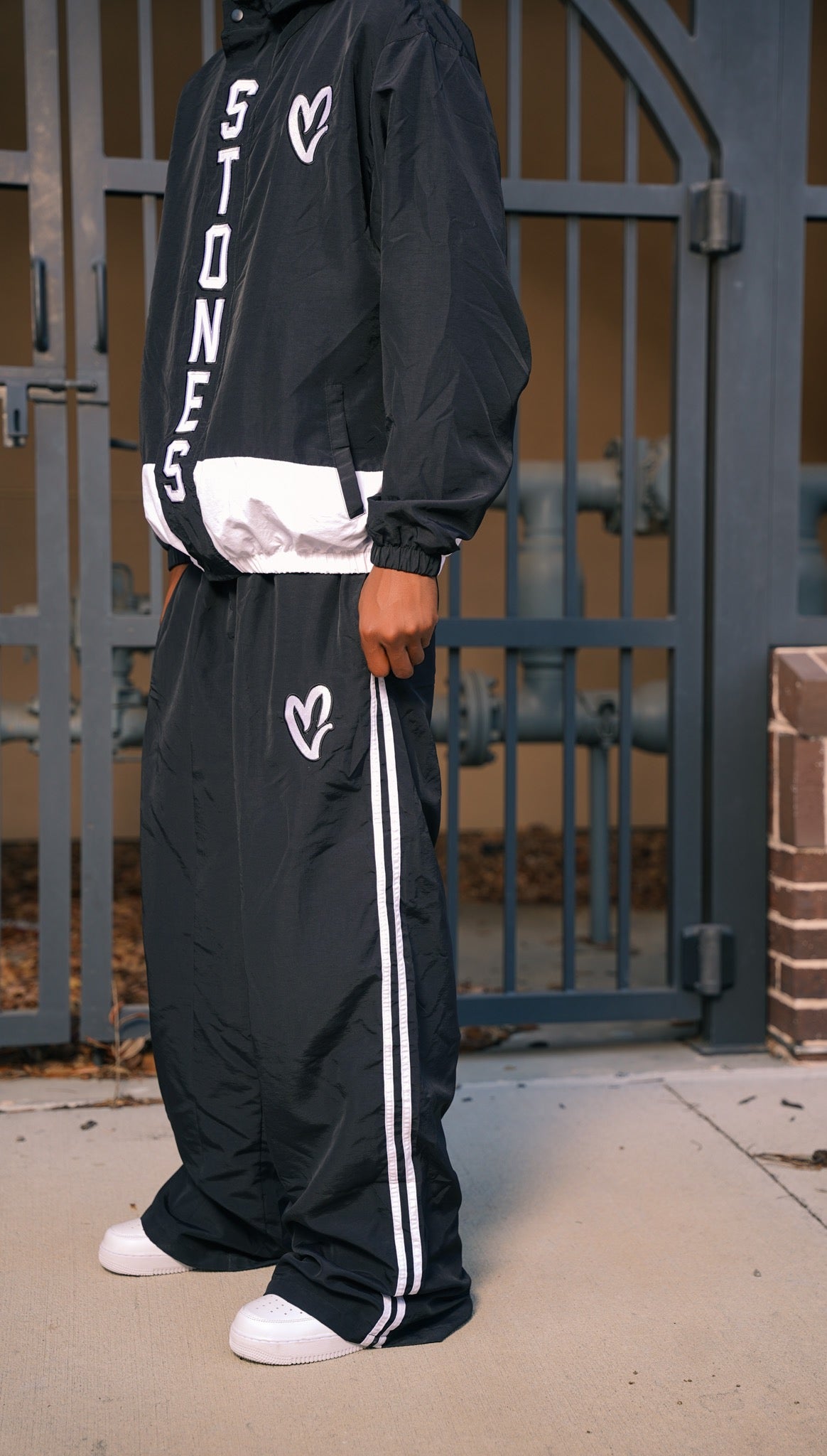 “Coming soon” Stones Nylon Val Set - Black & White