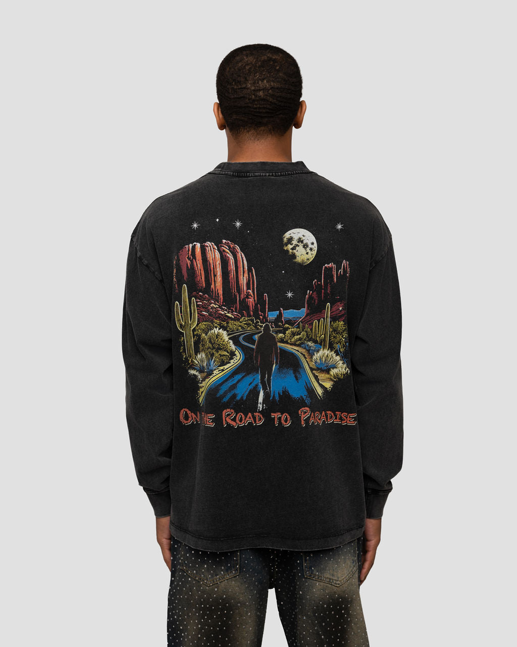 Road to Paradise Long Slevee T-Shirt - Black